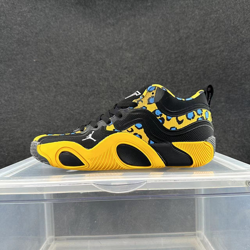Negro y amarillo 40-46